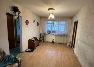 Продажа 3-ком. квартиры, 53 м2, Новокузнецк, улица Франкфурта, 4