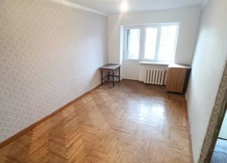 Продажа трехкомнатной квартиры, 60 м2, Нальчик, проспект Ленина, 47