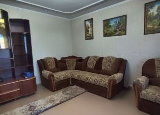 Продается 3-комнатная квартира, 70.7 м2, Барнаул, Индустриальный район, улица Малахова, 85