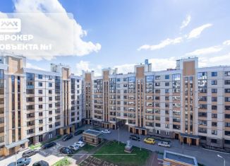 Продается 3-ком. квартира, 74 м2, Ломоносов, Михайловская улица, 51А