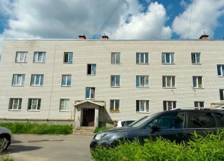 Однокомнатная квартира на продажу, 38 м2, городской посёлок Мга, Берёзовый переулок, 4