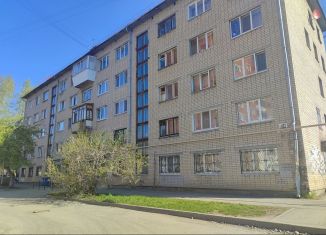 Однокомнатная квартира на продажу, 45 м2, Екатеринбург, Лесная улица, 40, Лесная улица