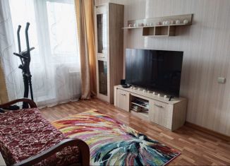 Однокомнатная квартира в аренду, 38 м2, Курск, проспект Вячеслава Клыкова