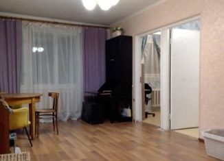 Сдается 3-ком. квартира, 51 м2, Петергоф, Озерковая улица, 39к1