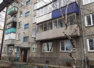 Продаю двухкомнатную квартиру, 44.5 м2, Абакан, улица Дзержинского, 179