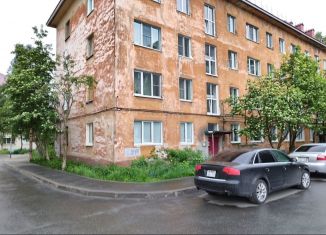 Продаю 1-комнатную квартиру, 32 м2, Кандалакша, Кировская улица, 29