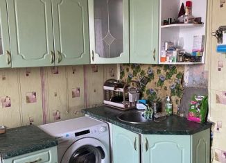 Продам трехкомнатную квартиру, 83 м2, поселок городского типа Краснобродский, Комсомольская улица, 7