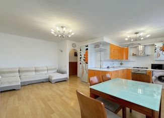 Сдается 1-ком. квартира, 45 м2, Феодосия, Украинская улица, 11