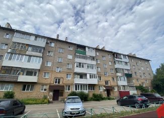 Продаю 2-комнатную квартиру, 43.9 м2, Октябрьский, Комсомольская улица, 39