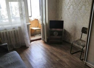 Продам 1-комнатную квартиру, 33 м2, Магнитогорск, проспект Карла Маркса, 81