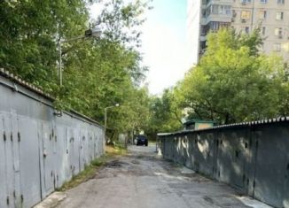 Сдача в аренду гаража, 18 м2, Москва, метро Беляево, улица Миклухо-Маклая, вл22