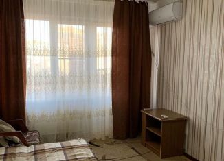 1-комнатная квартира в аренду, 30 м2, Краснодар, улица Яна Полуяна, 52
