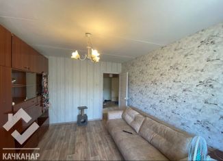Продам двухкомнатную квартиру, 47 м2, Свердловская область, 10-й микрорайон, 32