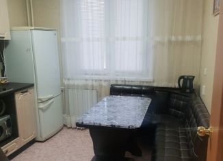Однокомнатная квартира в аренду, 34 м2, Челябинск, улица Маршала Чуйкова, 33