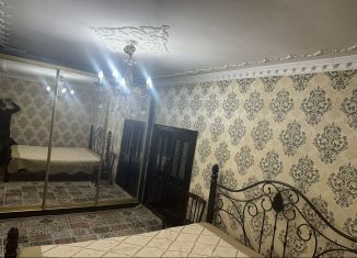 Двухкомнатная квартира в аренду, 70 м2, Дагестан, улица Мазахира Рзаева, 28