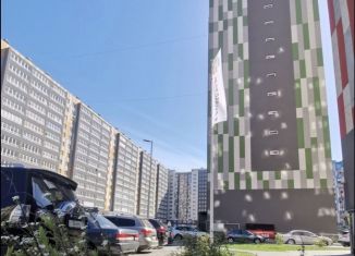 Продажа двухкомнатной квартиры, 65 м2, Калининград, улица Старшины Дадаева, 71