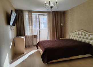 Продается трехкомнатная квартира, 76.4 м2, Санкт-Петербург, улица Орбели, 17, метро Лесная