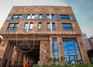Продается 2-комнатная квартира, 58.9 м2, Екатеринбург, улица Хохрякова, 64, метро Площадь 1905 года