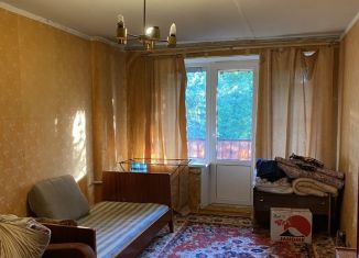 Продам 2-комнатную квартиру, 45 м2, поселок Большевик, улица Ленина