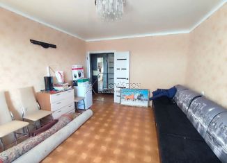 Продаю 3-комнатную квартиру, 69 м2, Кумертау, улица Энергетиков, 27