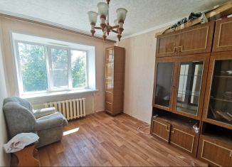 Продается 2-комнатная квартира, 37 м2, деревня Березняки, деревня Березняки, 53