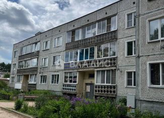 Продаю 3-комнатную квартиру, 68.8 м2, посёлок городского типа Стрижи, Дачная улица, 5