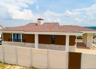 Продаю дом, 100 м2, Лабинск, проезд 70 лет Октября