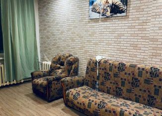 Сдам в аренду 2-комнатную квартиру, 200 м2, Свердловская область, Центральная улица