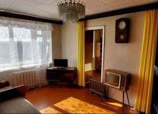 Продам четырехкомнатную квартиру, 61 м2, Павлово, улица Гастелло, 5Б