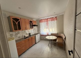 Продаю двухкомнатную квартиру, 53 м2, Саратов, улица имени Николая Чихарева, 10, ЖК Радуга