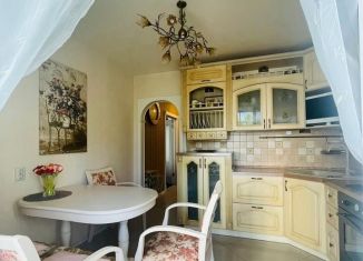 Сдача в аренду однокомнатной квартиры, 43 м2, Ярославль, улица Слепнёва, 37