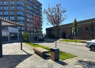 Продаю 2-комнатную квартиру, 62 м2, Майкоп, улица К.А. Васильева, 1к5