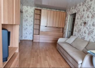 Сдам в аренду 3-ком. квартиру, 53 м2, Пушкин, Ленинградская улица, 59