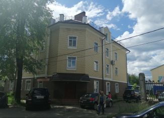 Продается 5-комнатная квартира, 145 м2, Ярославская область, улица Гоголя, 26