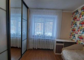 Продам 4-комнатную квартиру, 71 м2, Бузулук, улица Кутузова, 61А