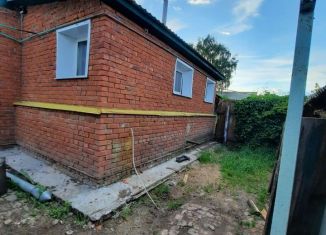 Дом на продажу, 55 м2, посёлок городского типа Базарный Карабулак, площадь 60 лет Победы