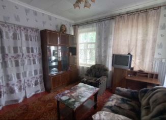 3-комнатная квартира на продажу, 56 м2, Боровичи, Советская улица, 39А