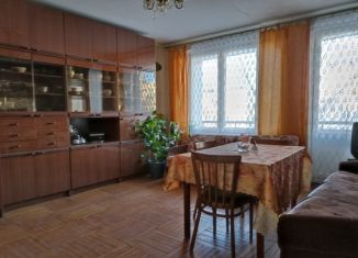 Продам 3-комнатную квартиру, 54.7 м2, Колпино, бульвар Трудящихся, 15к2