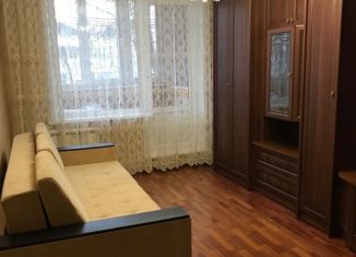 2-комнатная квартира в аренду, 50 м2, Москва, улица Генерала Тюленева, 41, метро Тёплый Стан