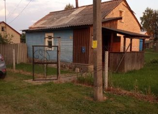 Продаю дом, 37 м2, поселок городского типа Монастырщина, улица Комарова, 28
