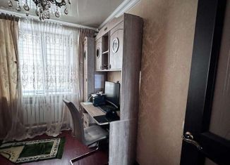 Продам 3-комнатную квартиру, 71 м2, Буйнакск, улица Дахадаева, 60