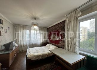 Продаю 4-комнатную квартиру, 83 м2, Ростовская область, Пушкинская улица, 181