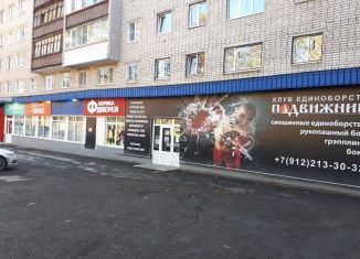 Продается торговая площадь, 695 м2, Полевской, Коммунистическая улица, 48