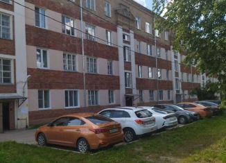 Продам четырехкомнатную квартиру, 67 м2, Московская область, улица Орджоникидзе, 13