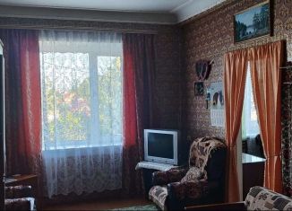 Продажа 2-комнатной квартиры, 42.5 м2, Красный Холм, улица Калинина, 10