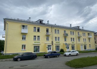 Двухкомнатная квартира на продажу, 44.4 м2, Краснотурьинск, улица Микова, 16