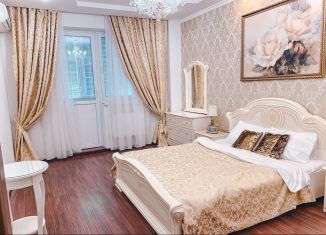 3-комнатная квартира в аренду, 110 м2, Краснодар, улица Монтажников, 14, Фестивальный микрорайон