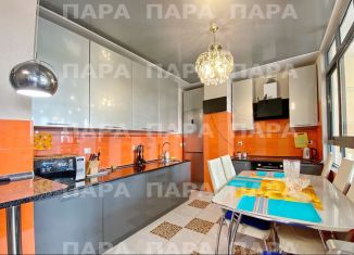 Сдается в аренду 2-комнатная квартира, 65 м2, Самара, улица Луначарского, 5, метро Московская