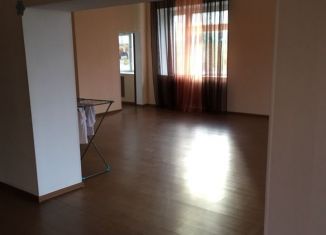 Продажа 2-комнатной квартиры, 120 м2, Астраханская область, улица Грибоедова, 9