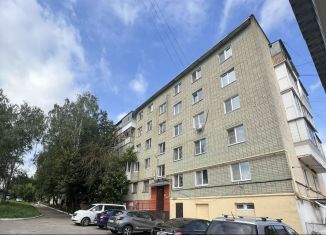 Четырехкомнатная квартира на продажу, 62.1 м2, Орёл, Васильевская улица, 119